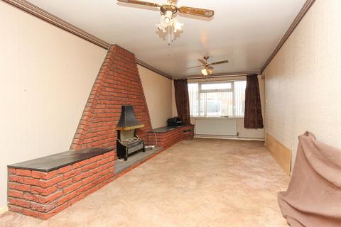 3 bedroom semi-detached house for sale, Burns Road, Wellingborough NN8