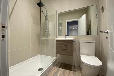 1 bedroom apartment to rent, at Manchester, Apartment 29 The Mailbox 1, Exchange Street SK3