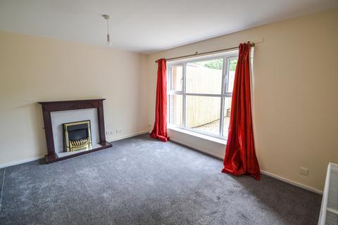 3 bedroom terraced house to rent, Burtondale, Brookside