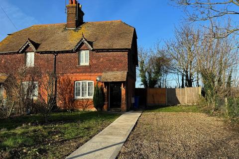 2 bedroom semi-detached house to rent, Sheppey Way Bobbing Sittingbourne