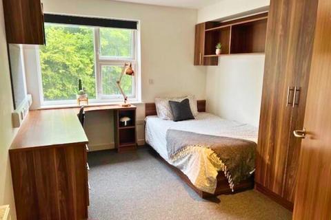 6 bedroom flat to rent, 2-4 Plymbridge Lane, Plymouth PL6