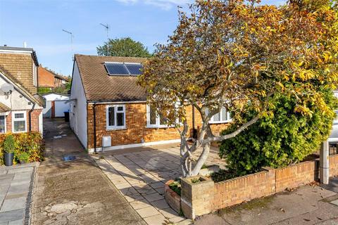 2 bedroom semi-detached bungalow for sale, Princes Close, North Weald.