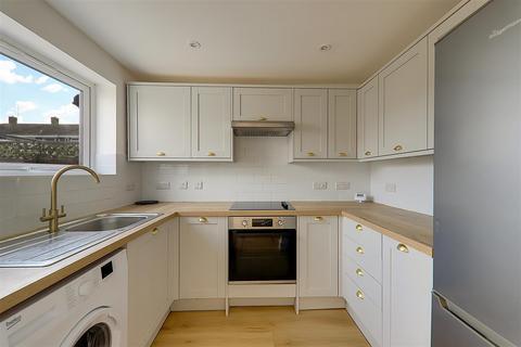 3 bedroom semi-detached house for sale, Chilgrove Close, Worthing BN12