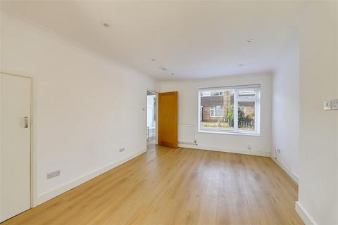 3 bedroom semi-detached house for sale, Chilgrove Close, Worthing BN12