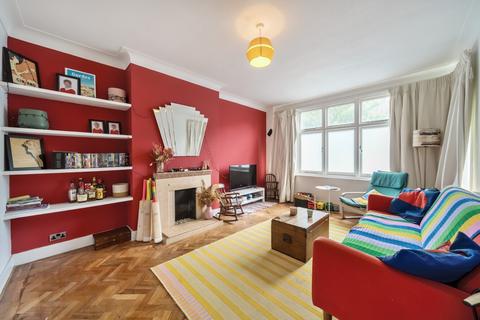 71 Dixon Road, London, SE25 6UE