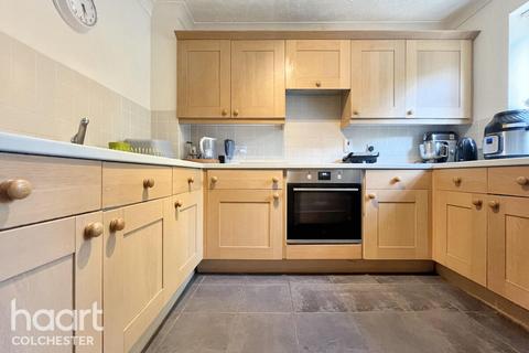 3 bedroom semi-detached house for sale, Nicholsons Grove, Colchester