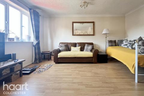3 bedroom semi-detached house for sale, Nicholsons Grove, Colchester