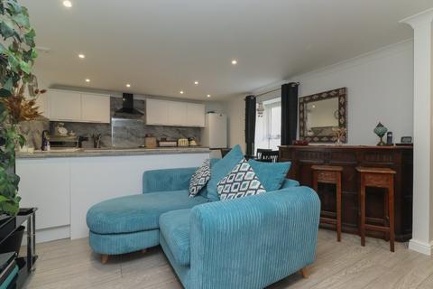 2 bedroom flat for sale, Ethelbert Road, Margate, Kent, CT9