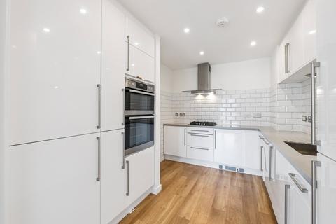 4 bedroom terraced house to rent, Kimmerghame Row, Edinburgh, Midlothian
