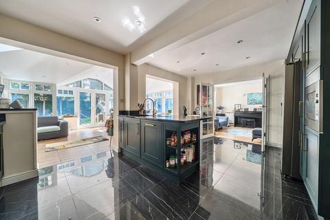 5 Brudenell, Windsor, SL4 4UR