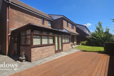 3 bedroom detached house for sale, Marjoire Street, Trealaw, Tonypandy CF40