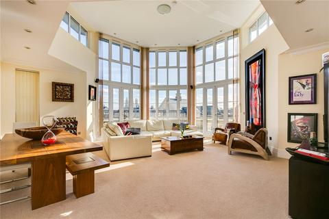 3 bedroom flat to rent, Juniper House, Melliss Avenue, Richmond