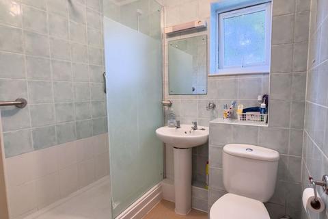 2 bedroom retirement property for sale, Kingfisher Court - Middleton-on-Sea