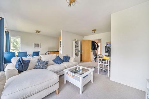 undefined, Avebury Avenue, Tonbridge, TN9