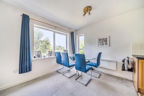 undefined, Avebury Avenue, Tonbridge, TN9