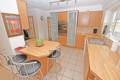 4 bedroom semi-detached house for sale, Lansdowne Avenue, Maidstone