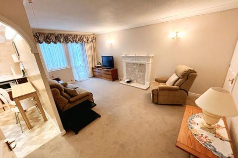 2 bedroom ground floor flat for sale, Homecedars House, Elstree Road, Bushey Heath, Hertfordshire, WD23 1G