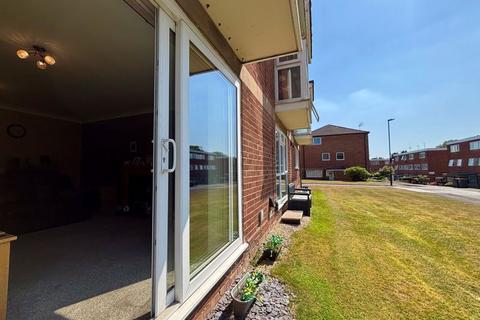 8 Beasley Grove, Birmingham, B43 7HG