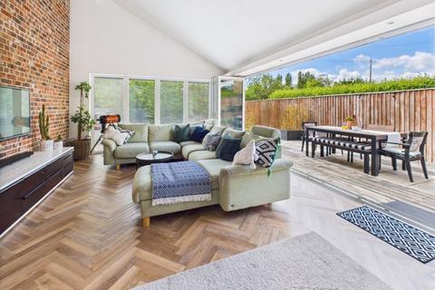 4 bedroom detached bungalow for sale, 52 Everingtons Lane, Skegness