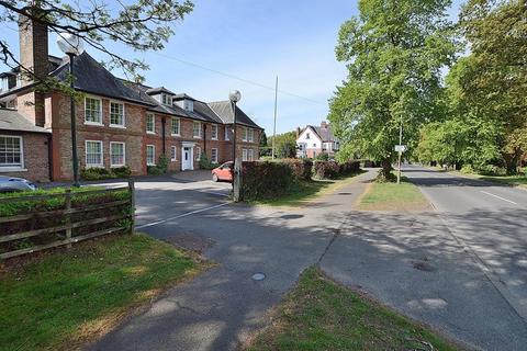 2 bedroom apartment for sale, 3 Stafford Vere Court, The Broadway, Woodhall Spa