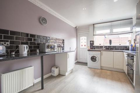 2 bedroom semi-detached bungalow to rent, Westminster Close, Eston, TS6 9NU