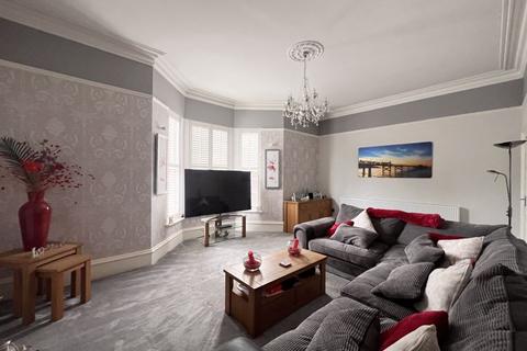 undefined, Golf Open 2026 - Walmer Road, Southport - Sleeps 10