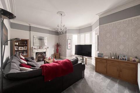undefined, Golf Open 2026 - Walmer Road, Southport - Sleeps 10