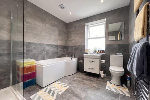 undefined, Golf Open 2026 - Walmer Road, Southport - Sleeps 10