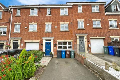 4 bedroom townhouse for sale, Mulberry Close, Radcliffe