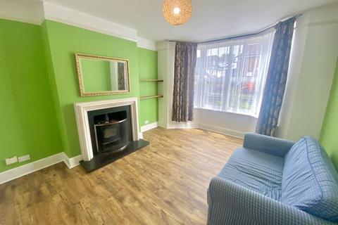 3 bedroom semi-detached house for sale, Kings Road, Fareham PO16