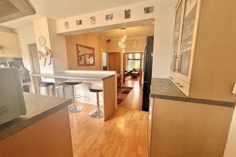 4 bedroom end of terrace house for sale, Westbourne Road, Plymouth spacious and Characterful Home