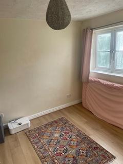 16 Dover Close, London, NW2 1AQ