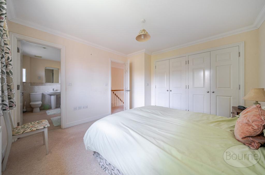 439ebfb7-4bce-4e1...