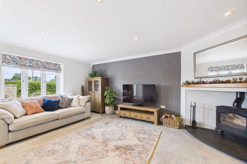 4 bedroom detached house for sale, School Street, Drayton