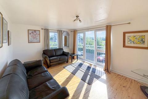 2/3, 1 Ellerslie Path, Glasgow, G14 0NZ