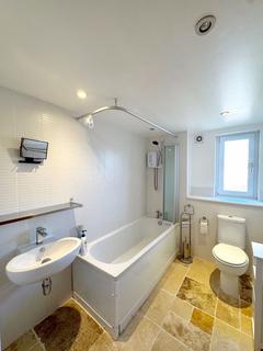 2/3, 1 Ellerslie Path, Glasgow, G14 0NZ