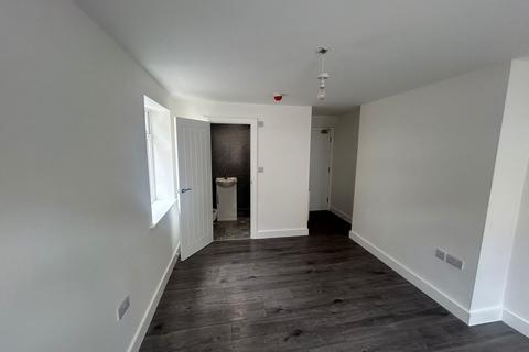 6 bedroom house to rent, Rivington Road, Wallasey, CH44