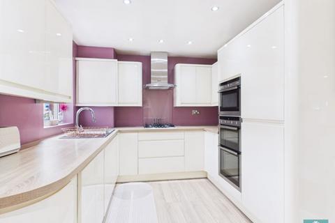 68 Esther Street, Oldham, OL4 3ER