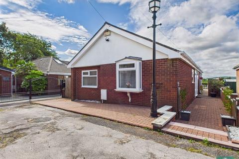 2 bedroom detached bungalow for sale, Orchard Grove, Oldham OL2