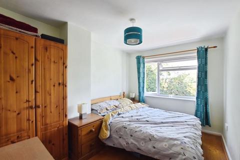 18 Cheshire Close, Salisbury, SP2 9JT