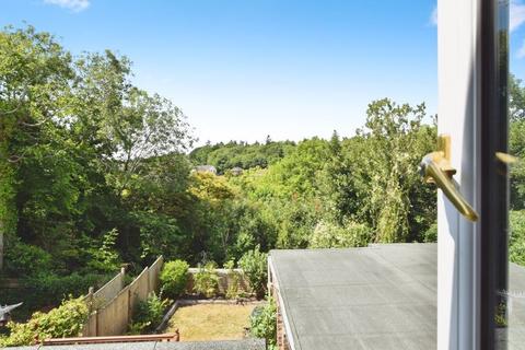 18 Cheshire Close, Salisbury, SP2 9JT