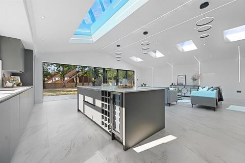 8 bedroom house for sale, Oakington Avenue, Wembley HA9 8HY