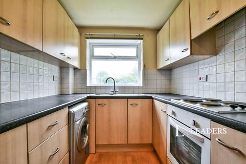 2 bedroom flat to rent, Constance Gardens, Salford, M5