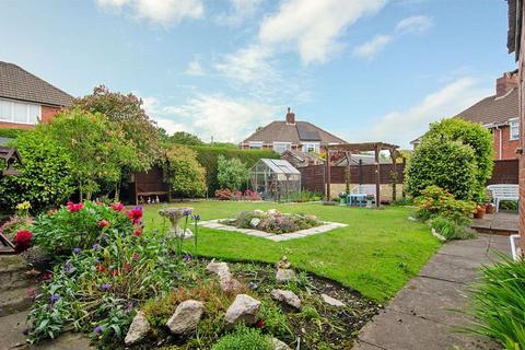 3 bedroom semi-detached house for sale, Clifton Avenue, Walsall WS8