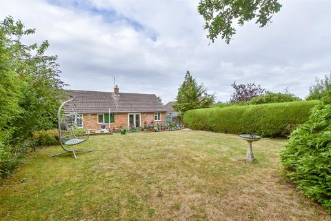 2 bedroom detached bungalow for sale, Wayside Avenue, Tenterden, Kent