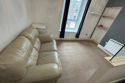 1 bedroom flat to rent, 19 Cleghorn Street 2/2, Dundee, DD2 2NQ