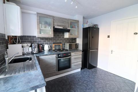 2 bedroom terraced house for sale, Luton LU2