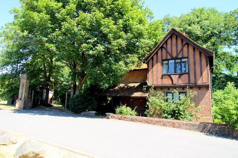 undefined, Putteridge Park, Putteridge, Luton, Bedfordshire, LU2 8LF