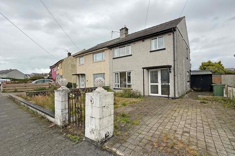 3 bedroom semi-detached house for sale - Cae Mur, Caernarfon, Gwynedd, LL55