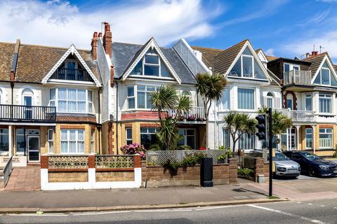 2 bedroom maisonette for sale - Kingsway, Hove BN3